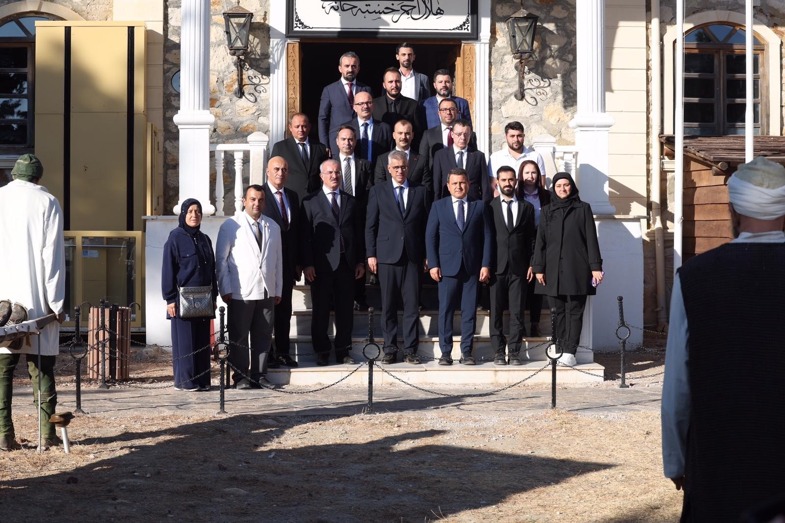 Sağlık Bakanı Memişoğlu, Gelibolu Tarihi Alanı’nı ziyaret etti