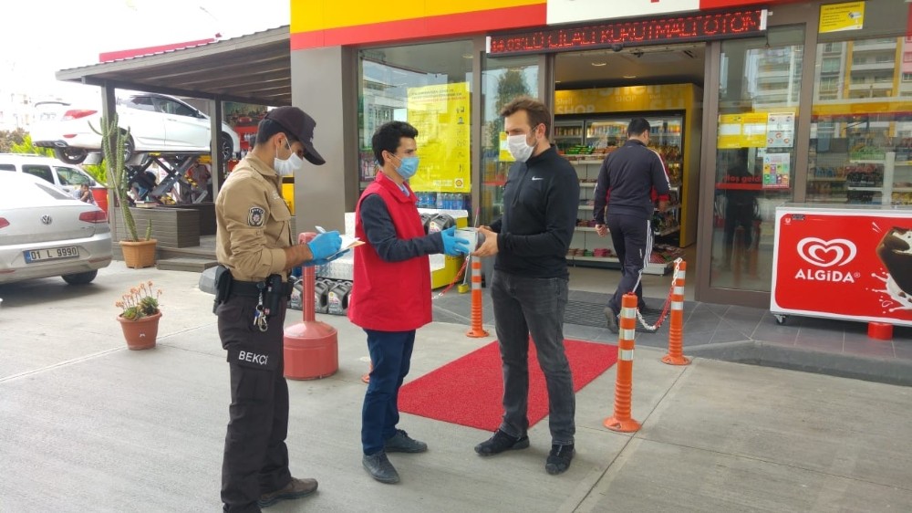 Sağlık Bakanlığınca gönderilen 542 bin maskenin 158 bini işletmelere dağıtılmaya başlandı 