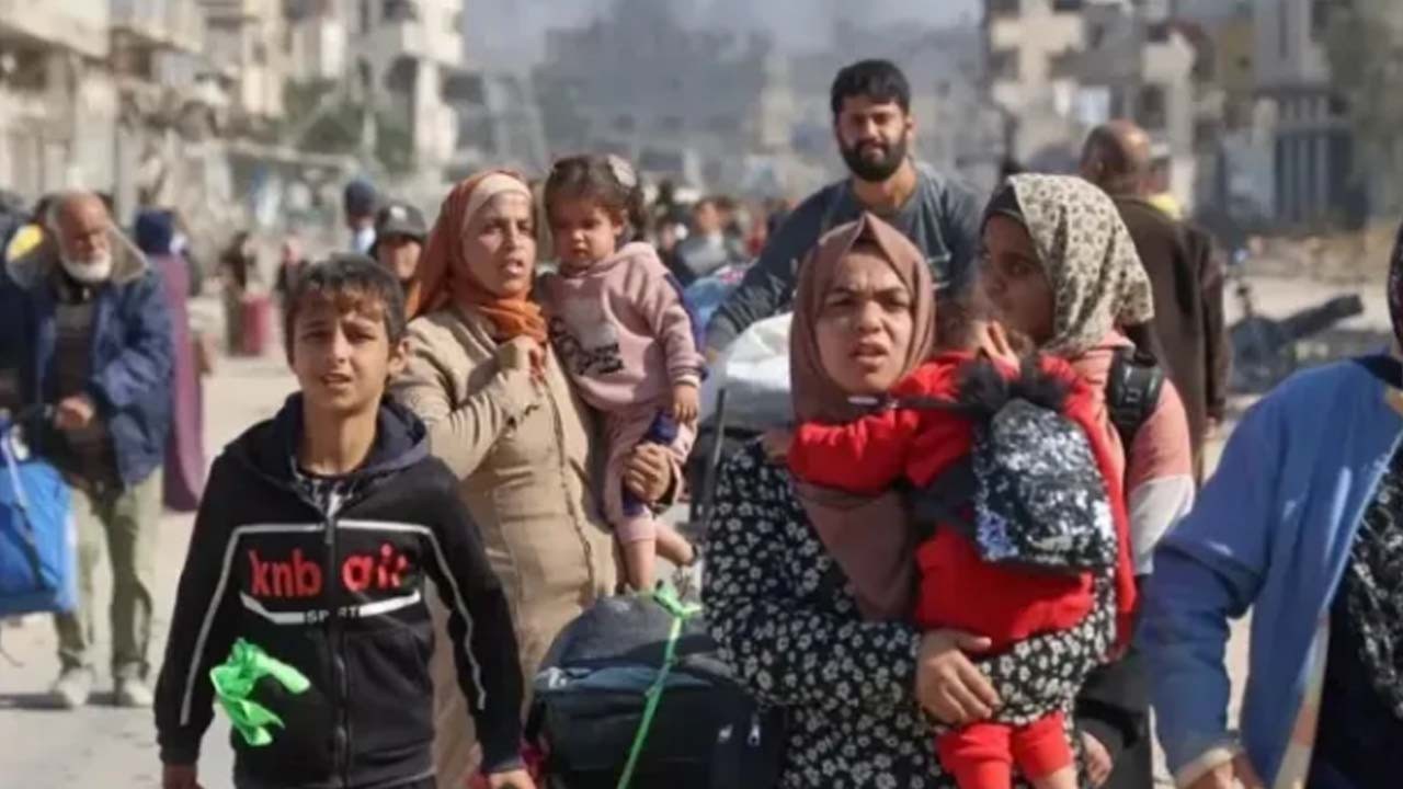 Sağlık çalışanları protestolarını 52’ncü haftada sürdürdü