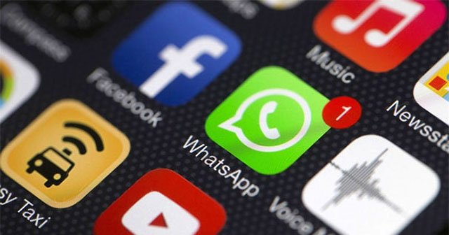 Sağlık çalışanlarına sosyal medya yasağı yürürlükte