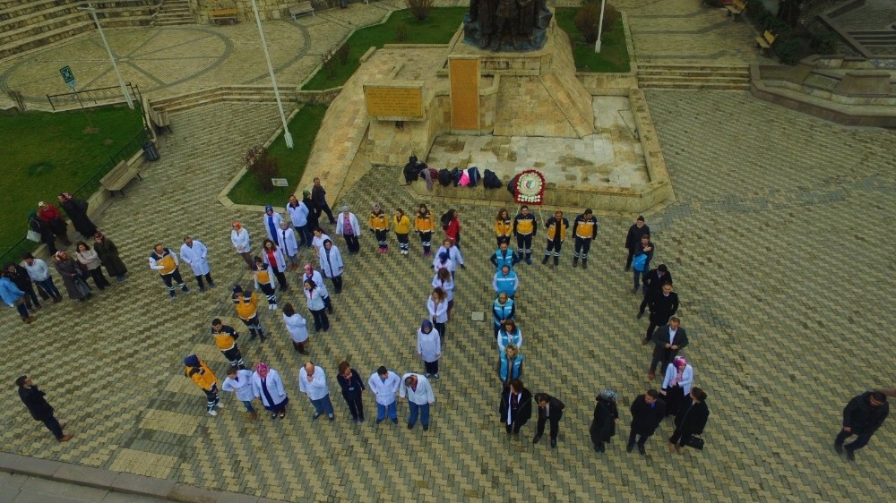 Sağlık çalışanlarından 100. yıl koreografisi 