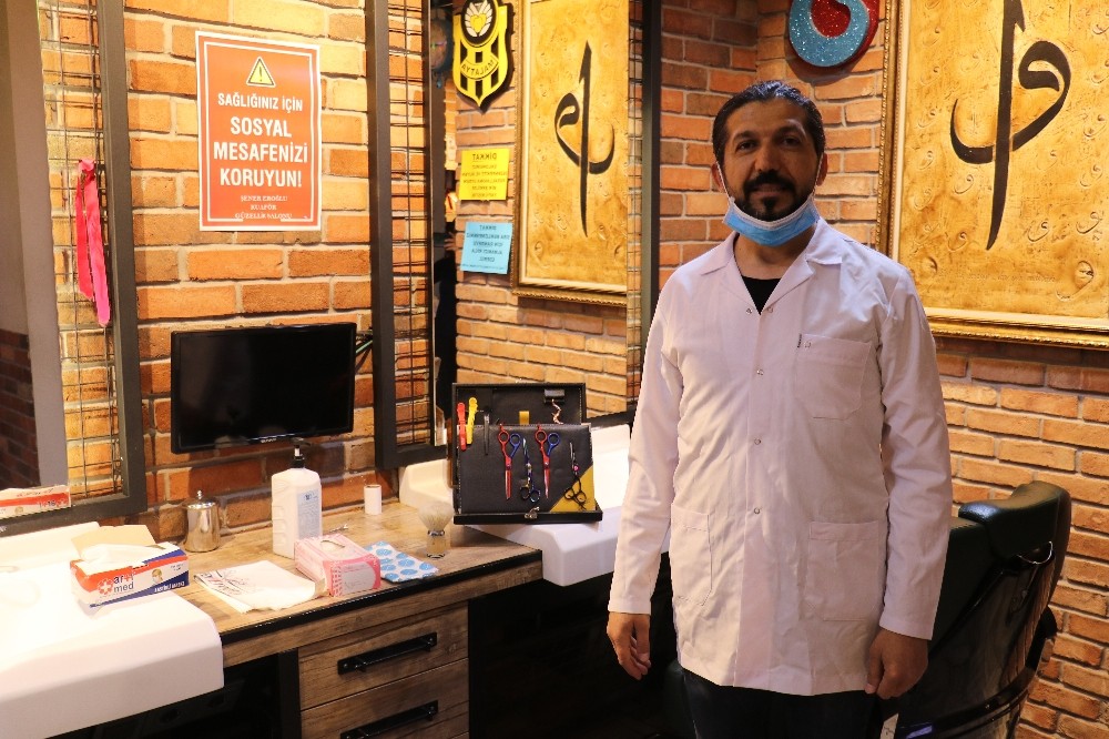 Sağlık çalışanlarını ücretsiz tıraş edecek 