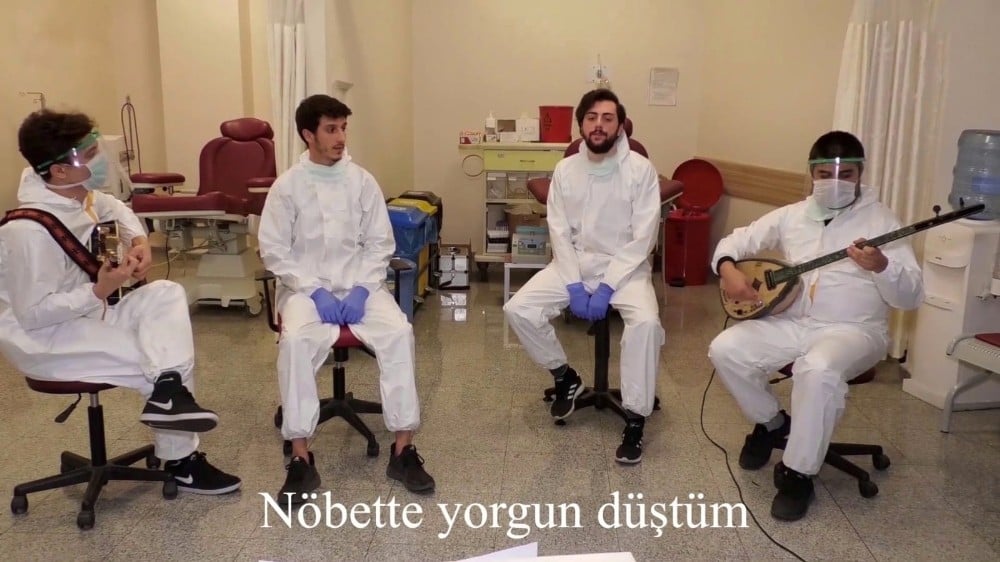 Sağlık çalışanlarının ‘Covid’ şarkısı beğeni yağmuruna tutuldu 