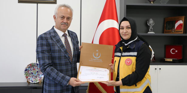 Sağlık görevlilerinden takdir toplayan davranış