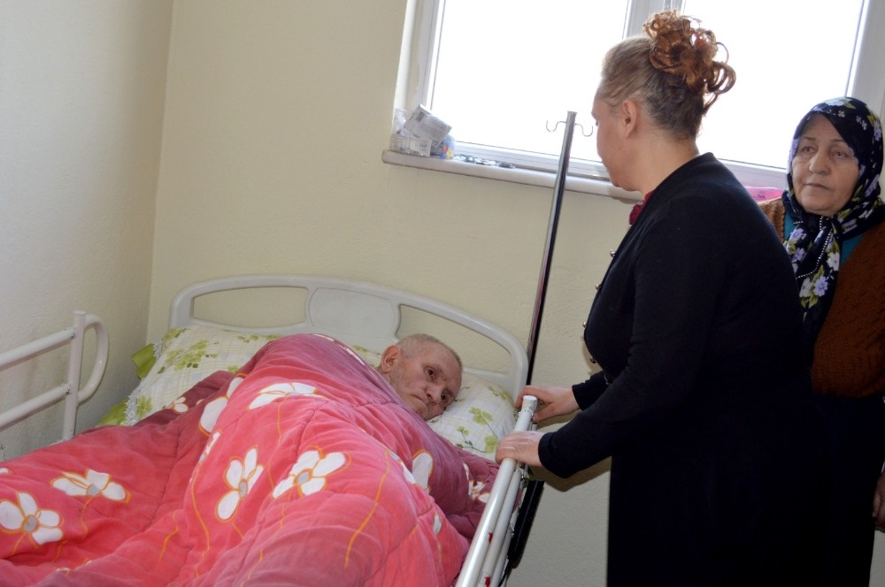 Sağlık Müdürlüğü Yatalak Hastaların Yaşam Kalitesini Arttırmaya Devam Ediyor 