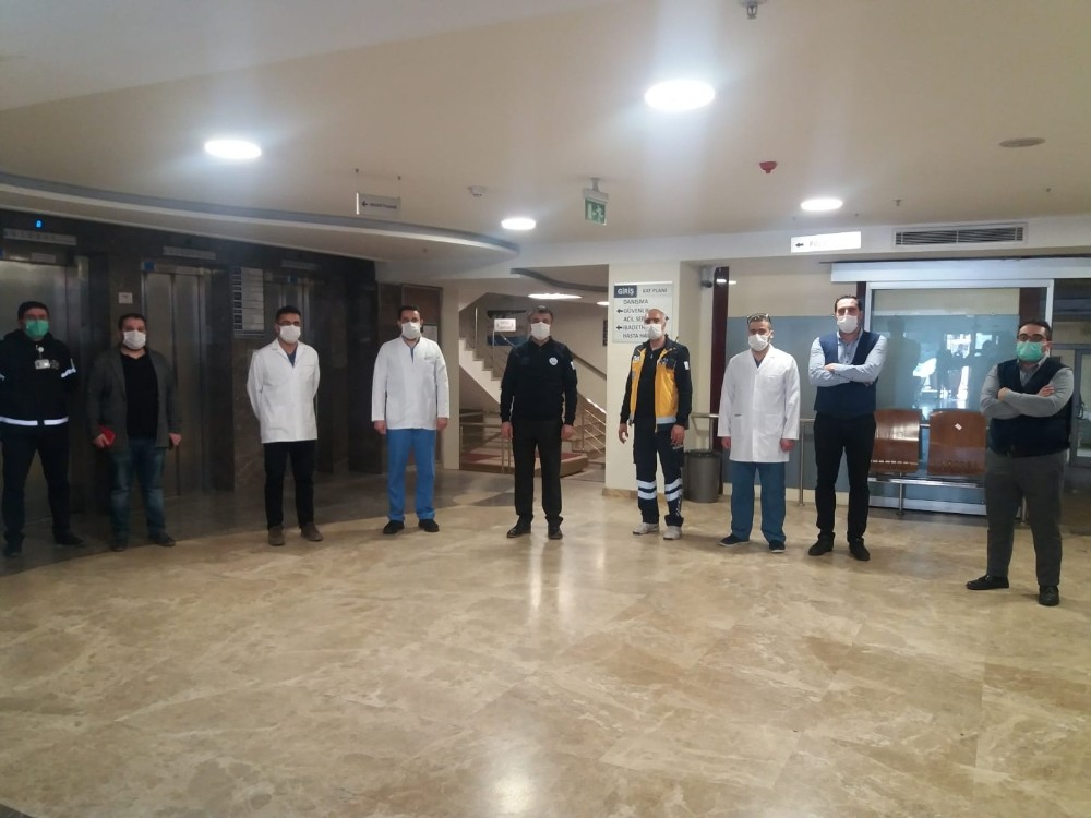 Sağlık Müdürü Sünnetçioğlu: “Hiçbir sağlık tesisinde tıbbi malzeme ve koruyucu ekipman eksikliğimiz yok” 