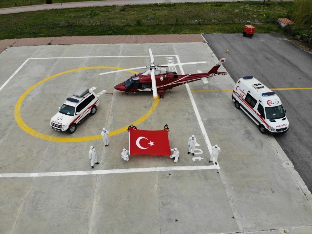 Sağlık ordusundan 23 Nisan kutlaması 