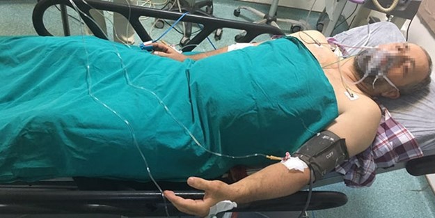 Sağlık raporu vermeyen doktoru bıçakladı