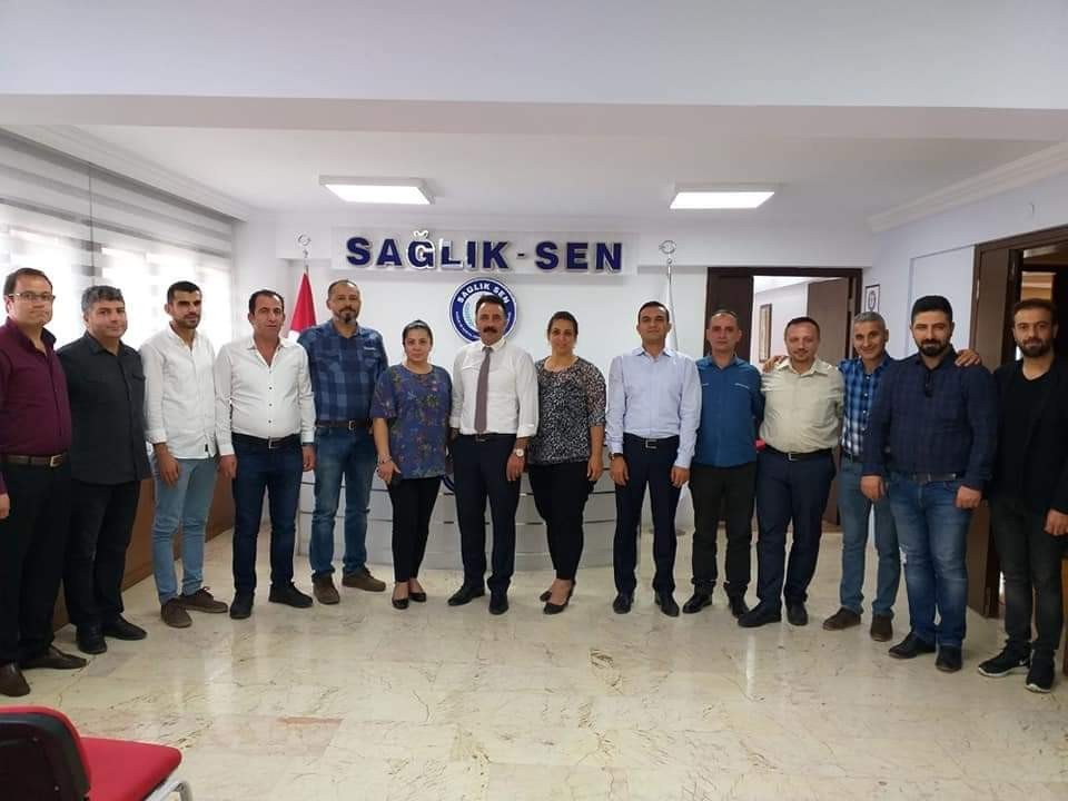 Sağlık-Sen İzmir 1 No’lu Şube Başkanı Yıldırım, “Acilen yeni bir teklif bekliyoruz” 