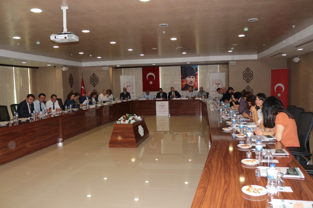 Sağlık zirvesi Balıkesir’de toplandı 