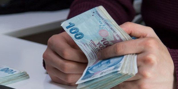 Sağlıkçılara kademeli zam geliyor
