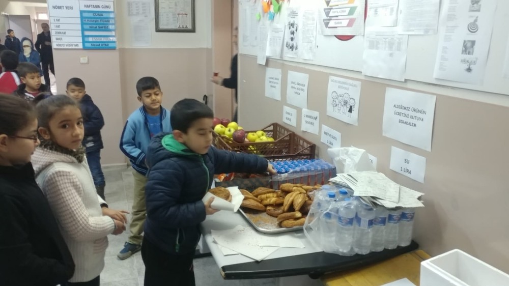 “Sağlıklı beslenerek sağlıklı büyüyorum” projesi 