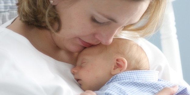 Sağlıklı hayatın anahtarı: Anne sütü…