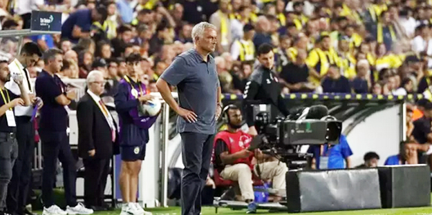 Şaha kalkıyor: Bütün engelleri aştı: Bir dönem sona eriyor, Ona da söyledi: Sonu oldu artık: Eritip eritip önüne getiriyorlar