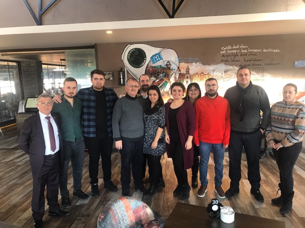 Sahada çalışan gazeteciler bir araya geldi 