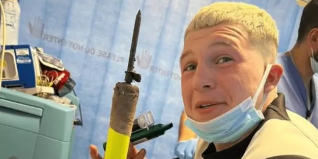 Sahada dehşet veren olay! Korner direği bacağına girdi