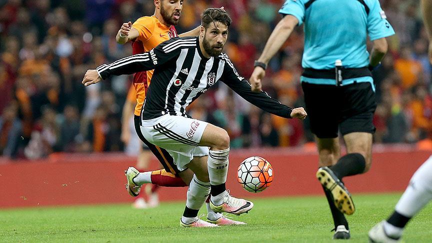 Şahan: Biz önümüze bakıyoruz arkamızdakiler de hala bize bakıyor