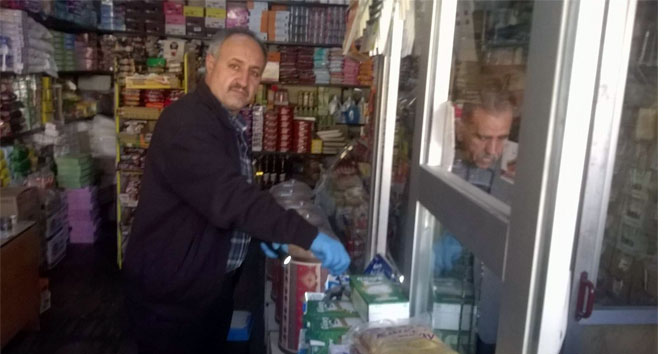 Sahibi içerideyken toptancıyı soydular!