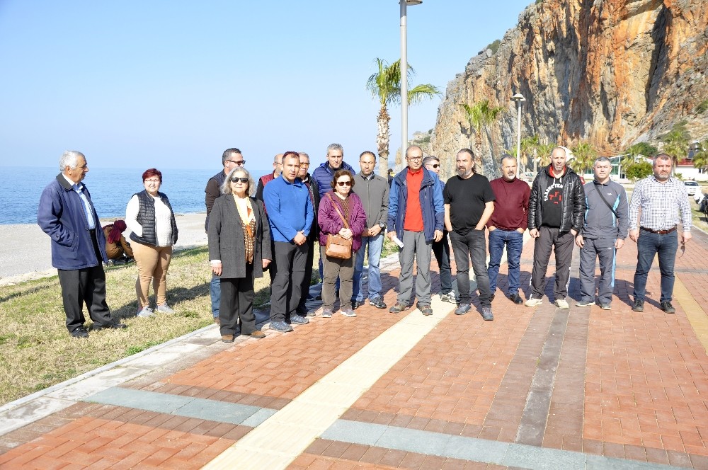 Sahilleri turizme açılacak Gazipaşa’da imar planına itiraz platformu kuruldu 