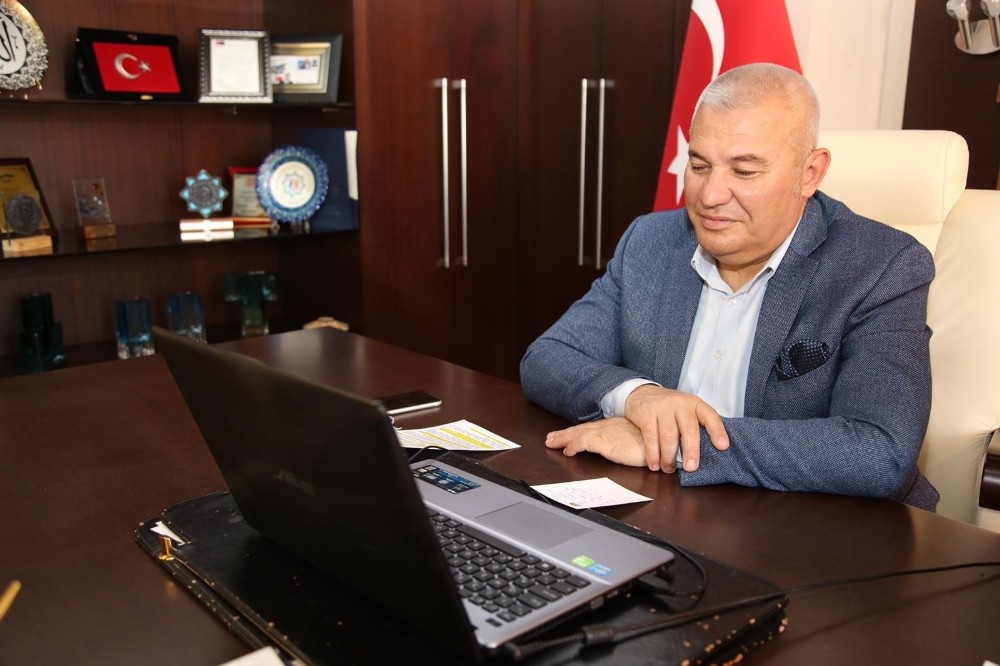 Şahin, Litvan Büyükelçiyle telekonferans üzerinden görüştü 