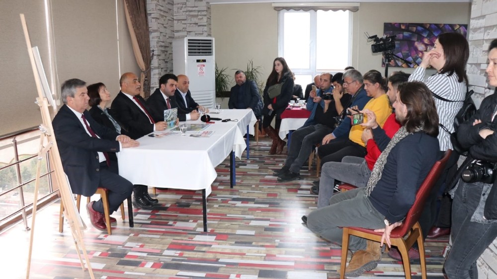 Şahin, “Projelerimiz gerçekçi ve yapılabilir” 