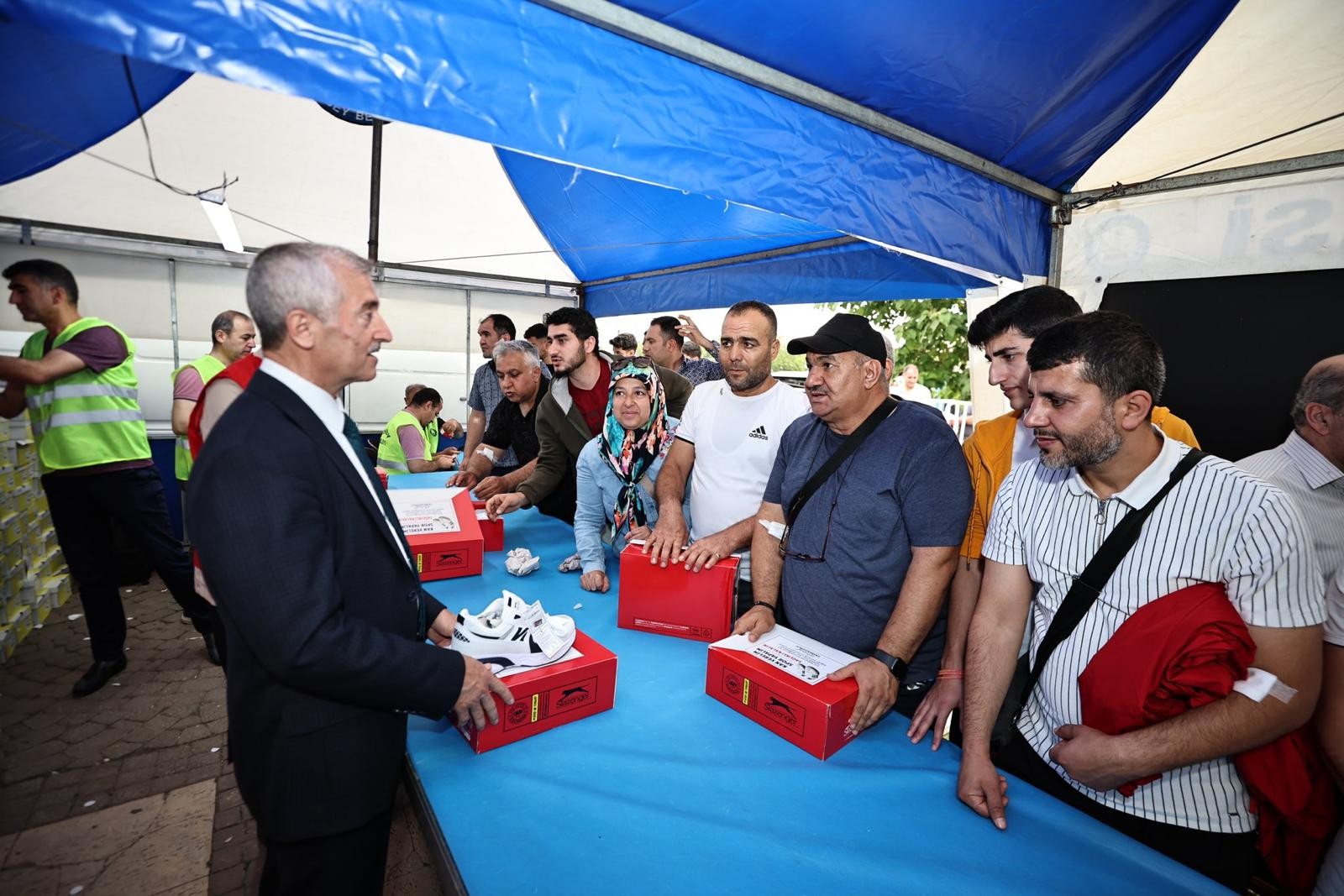 Şahinbey Belediyesi'nden coşkulu kan bağışı kampanyası