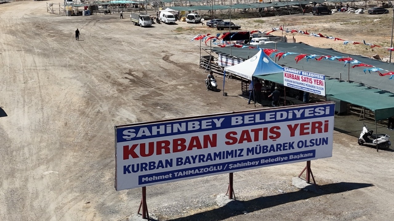 Şahinbey'de kurban satış ve kesim yerleri belirlendi