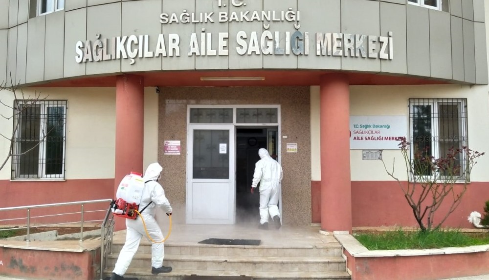 Şahinbey’de sağlık merkezleri dezenfekte edildi 