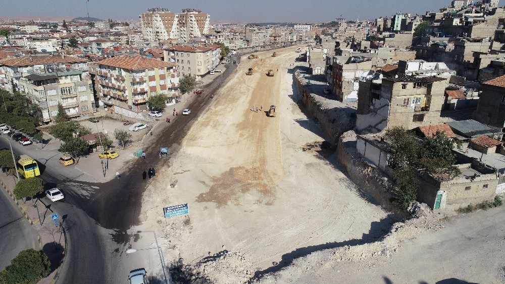 Şahinbey’deki 40 metrelik alternatif yol yapımında sona doğru 