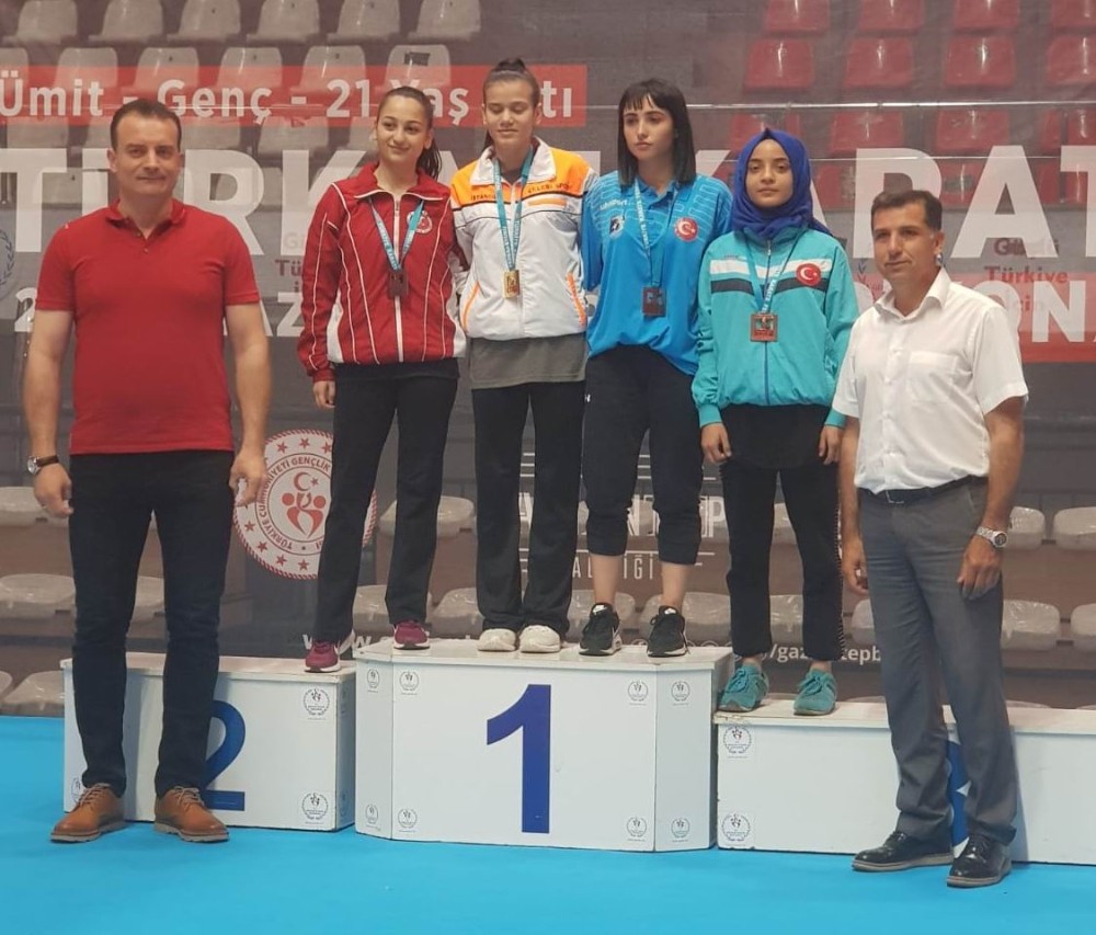 Şahinbeyli sporcu, milli takım yolunda 