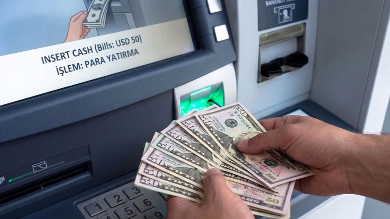 Sahte dolarlarla bakın neler yapmışlar! ATM farelerinden şeytani taktik!