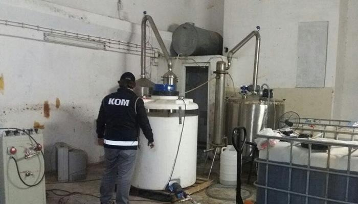 Sahte içki fabrikası kurmuşlar
