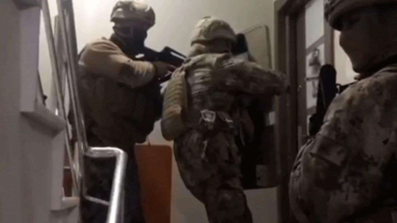 Sahte ilanlarla vatandaşları dolanlardılar