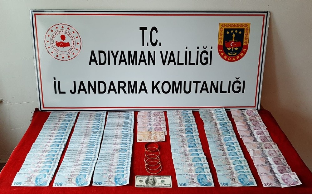 Sahte para ve altınlar piyasaya sürülemeden ele geçirildi 