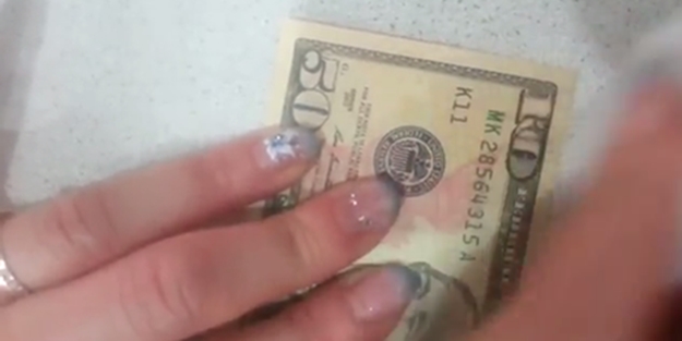 Sahtecilikte son nokta: 50 gibi gözüken 10 dolar