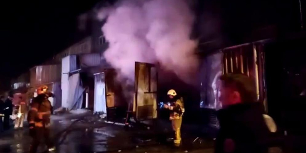 Sahur vakti korkutan yangın