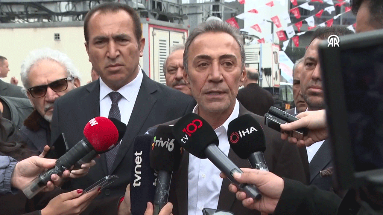 Şaibeli kurultayın gölgesindeki kurultayda yine şaibe