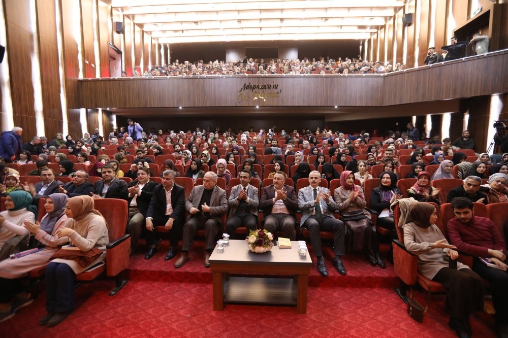 Şair Bakiler, OKM’de sevenleri ile buluştu 