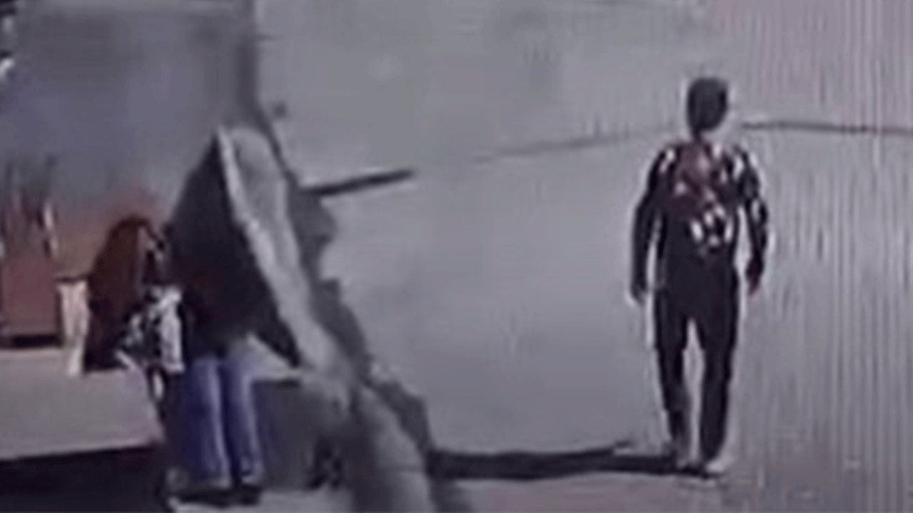 Şakanın sonu kötü bitti: Küçük kız hastaneye kaldırıldı!