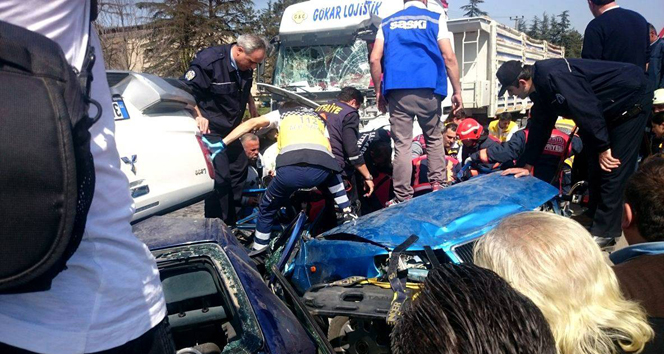 Sakarya D- 100 Karayolu'nda can pazarı: 1 ölü, 4 yaralı