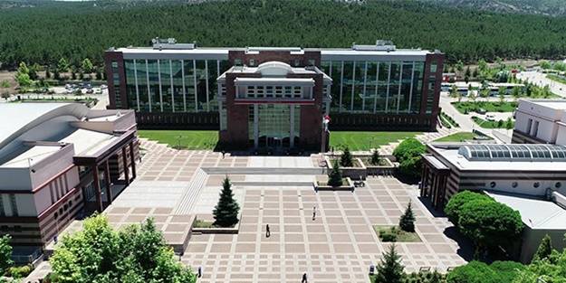 Hipokrat yeminindeki sapkın ifadelere bir üniversite daha son verdi!