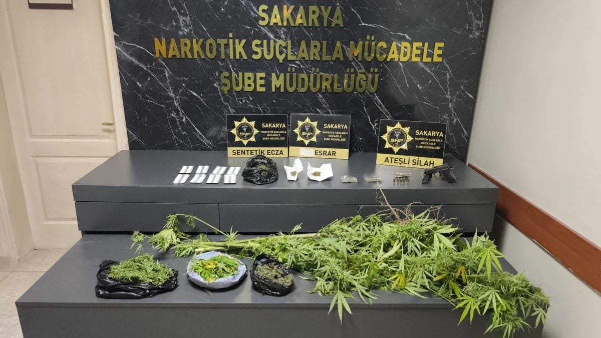 Sakarya'da 272 personelle düzenlenen 'Sokaklar Güvende' operasyonunda 19 şüpheli yakalandı