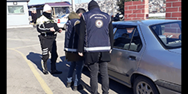 Sakarya'da 29 düzensiz göçmen yakalandı