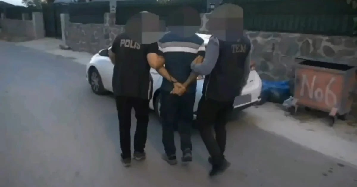 Sakarya'da DEAŞ operasyonunda yakalanan 4 şüpheliden 3'ü tutuklandı