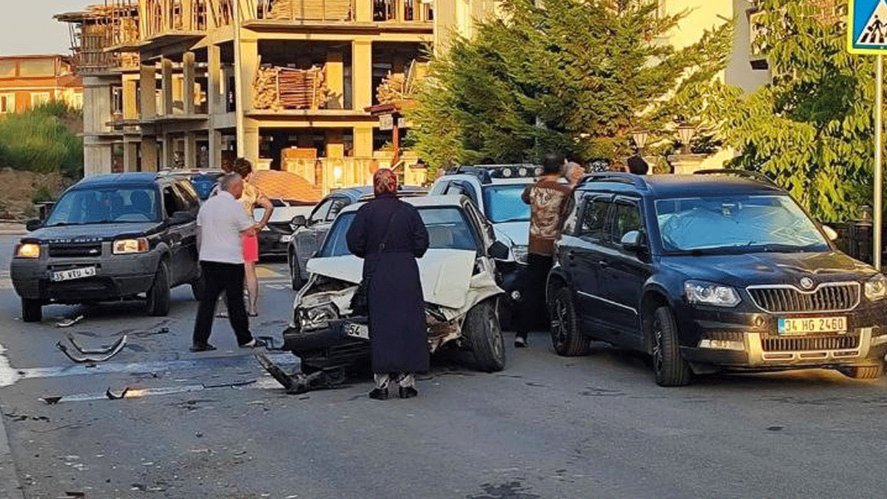 Sakarya'da eşiyle tartışan kadın cip ile mahalleyi savaş alanına çevirdi