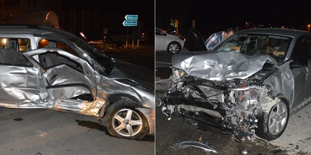 Sakarya'da feci trafik kazası: 4 yaralı