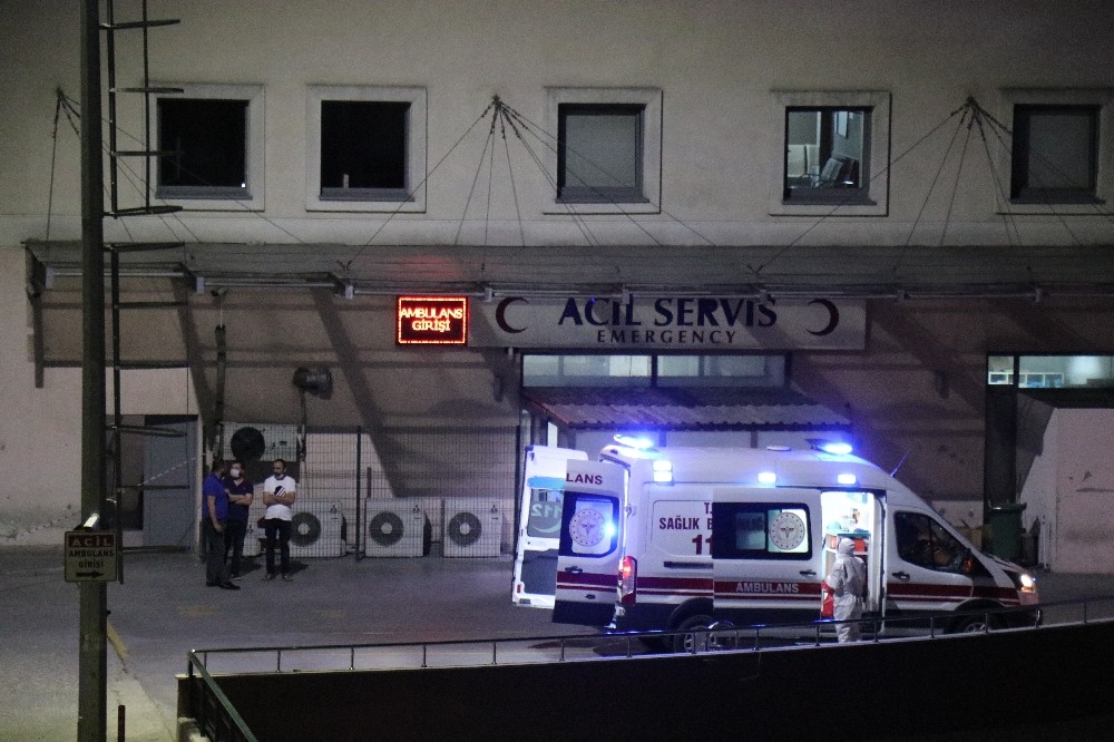 Sakarya’da, iki grup arasında çıkan tartışma kanlı bitti: 4 yaralı 