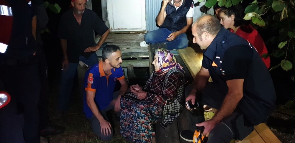 Sakarya’da kaybolan 80 yaşındaki Alzheimer hastası kadın bulundu 