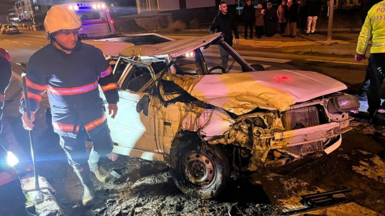 Sakarya'da kaza: 1'i ağır 4 kişi yaralandı