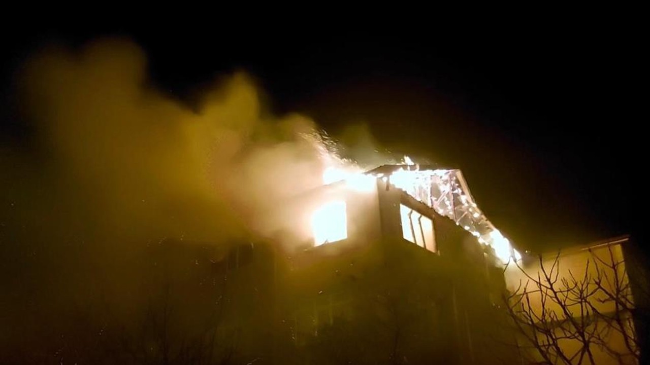 Sakarya’da korkunç yangın! Mahalleli sokağa döküldü